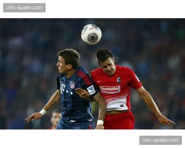 实时播报：勒沃库森vs沙尔克，客队半场未完成一次成功前场压迫